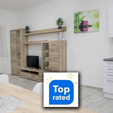 Trika Apartman Sárvár Exteriér fotografie