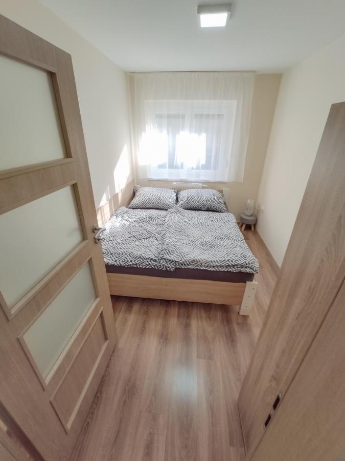 Trika Apartman Sárvár Exteriér fotografie