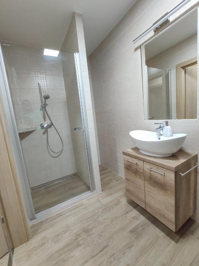 Trika Apartman Sárvár Exteriér fotografie